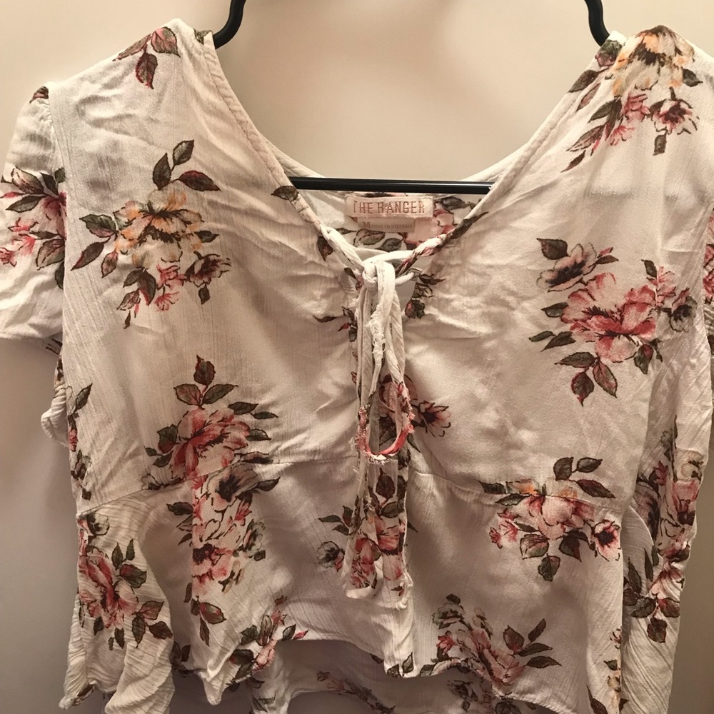 Cropped flower shirt